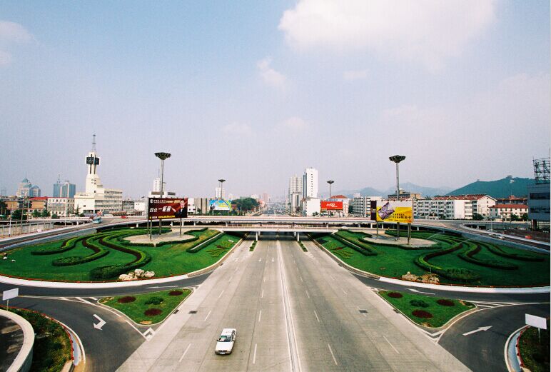 道路及環(huán)境建設工程——經(jīng)十路